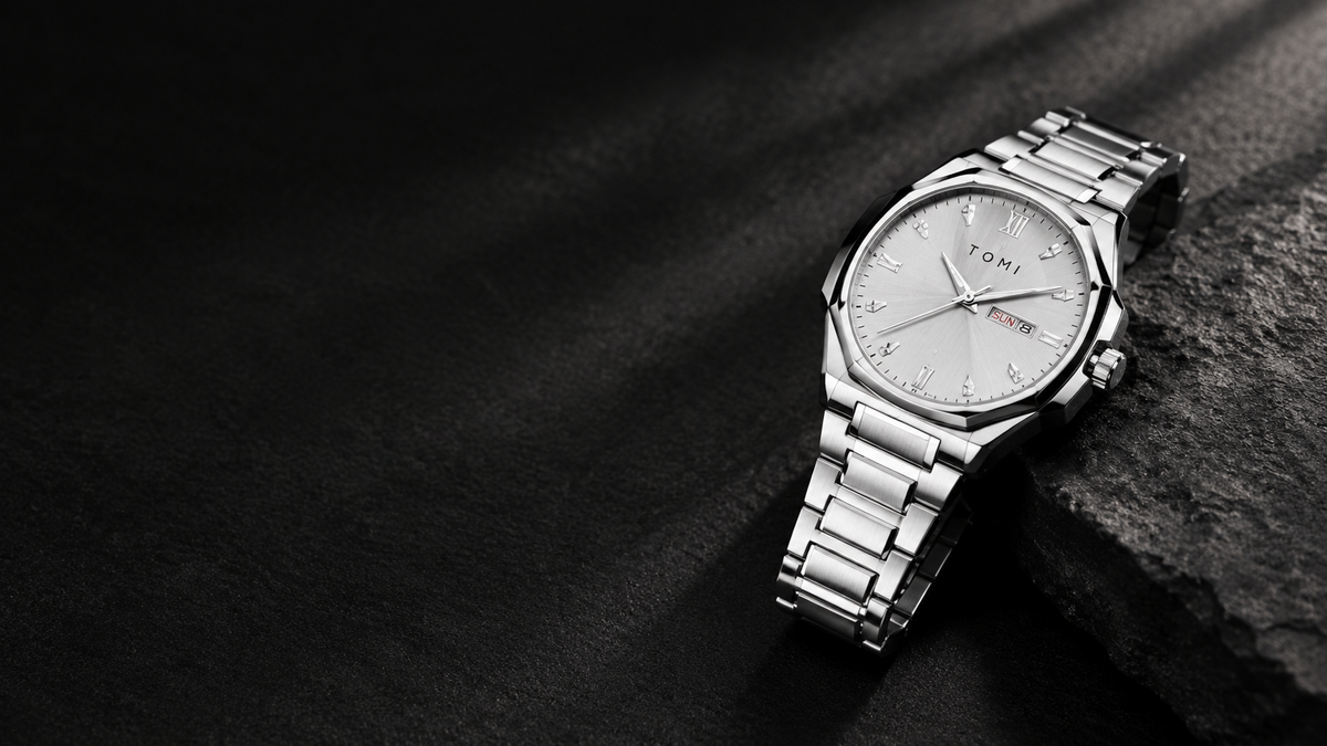 Tomi vs Fossil: Which Watch Gives More Value?